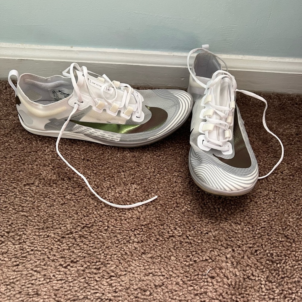 Nike Zoom Victory XC5 Women’s Size 8 Men’s size 6.5